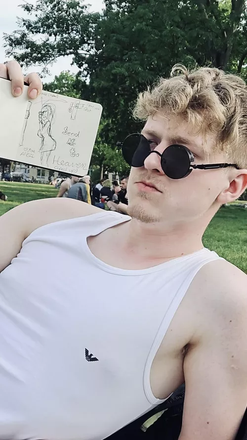 I have a little drawing book and I let random people draw into it by Tellmeplease421