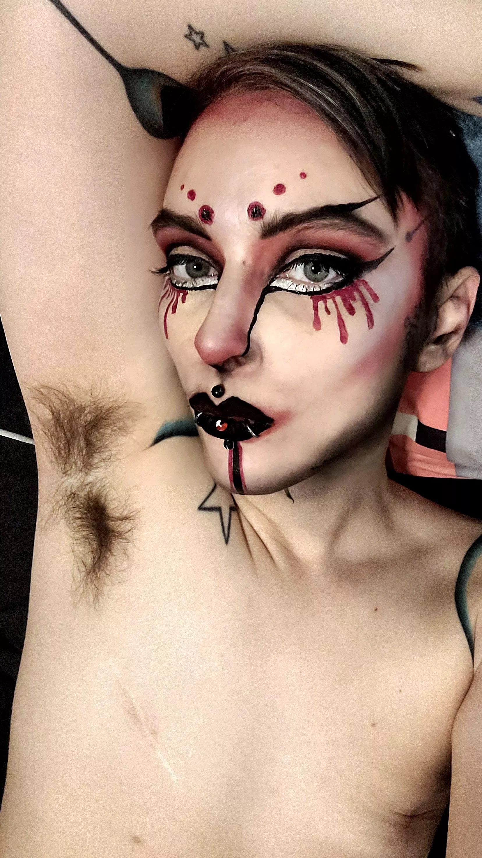 Incubus Alien Cuming to seduce you with my hairy luxurious armpits posted by globlinboy