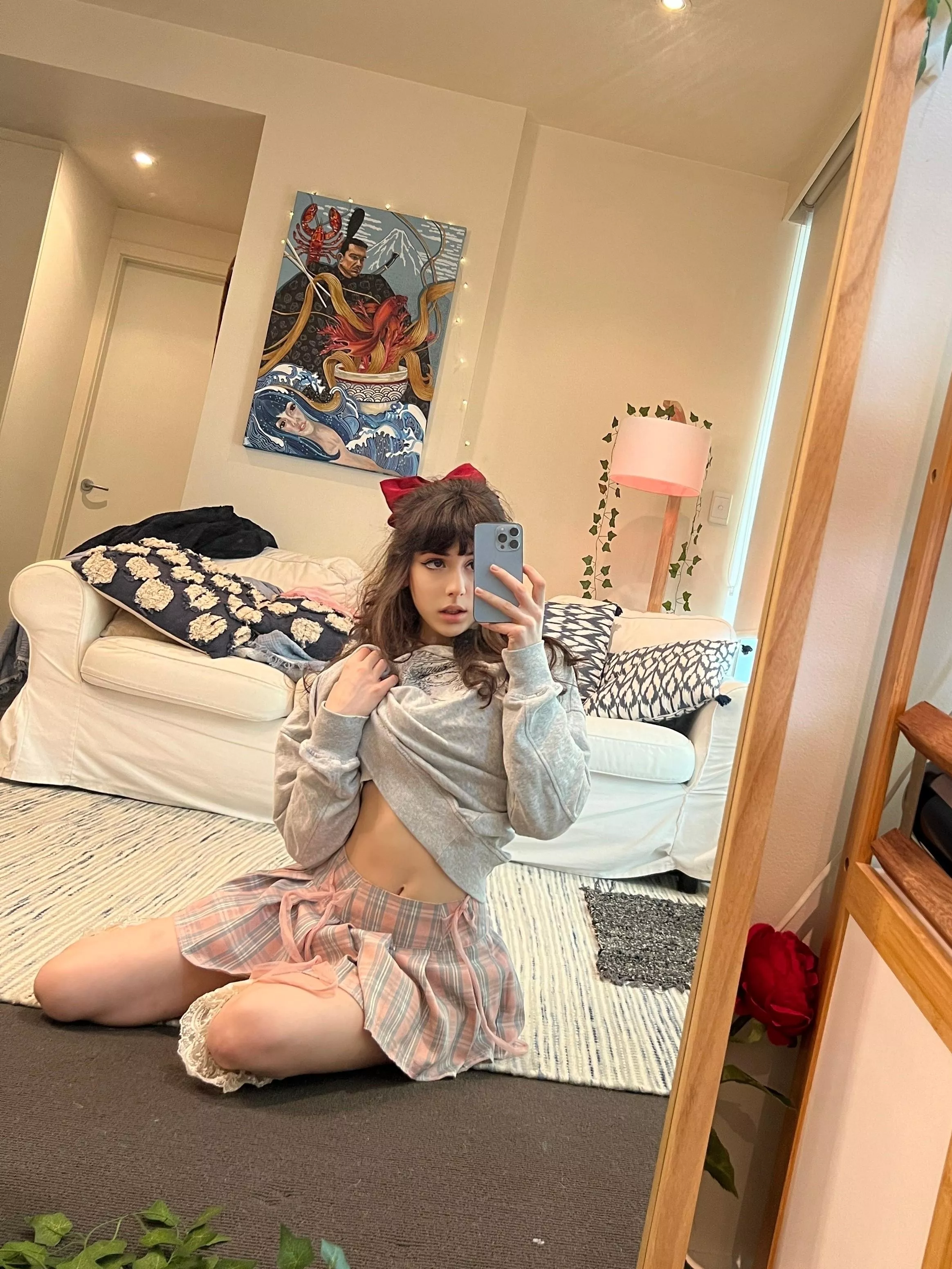 Just want to be someones good little girl.. any volunteers? 🤍 posted by smolrug