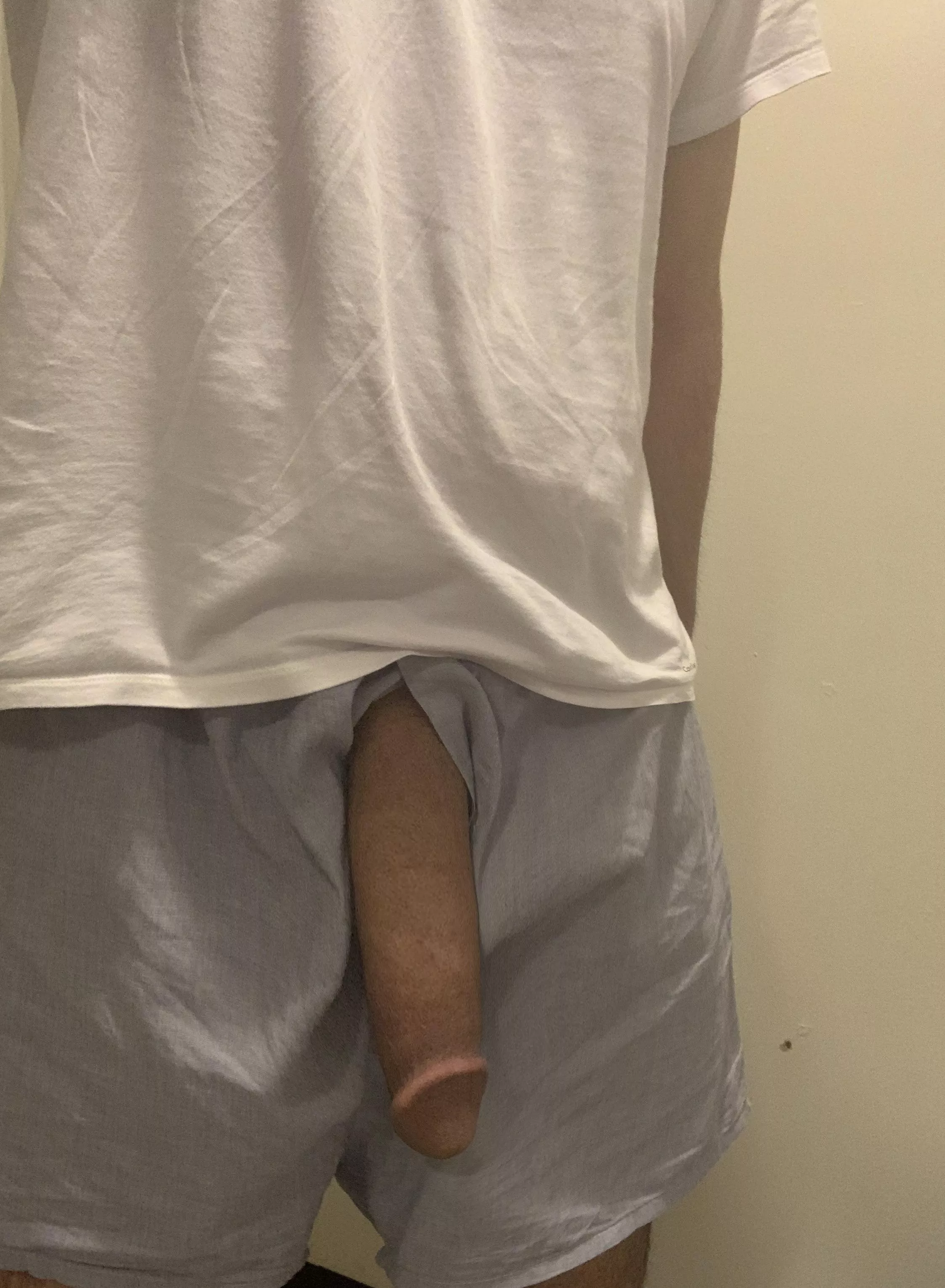 Lazy softie just hanging 🤷‍♂️ posted by SeductiveStroker