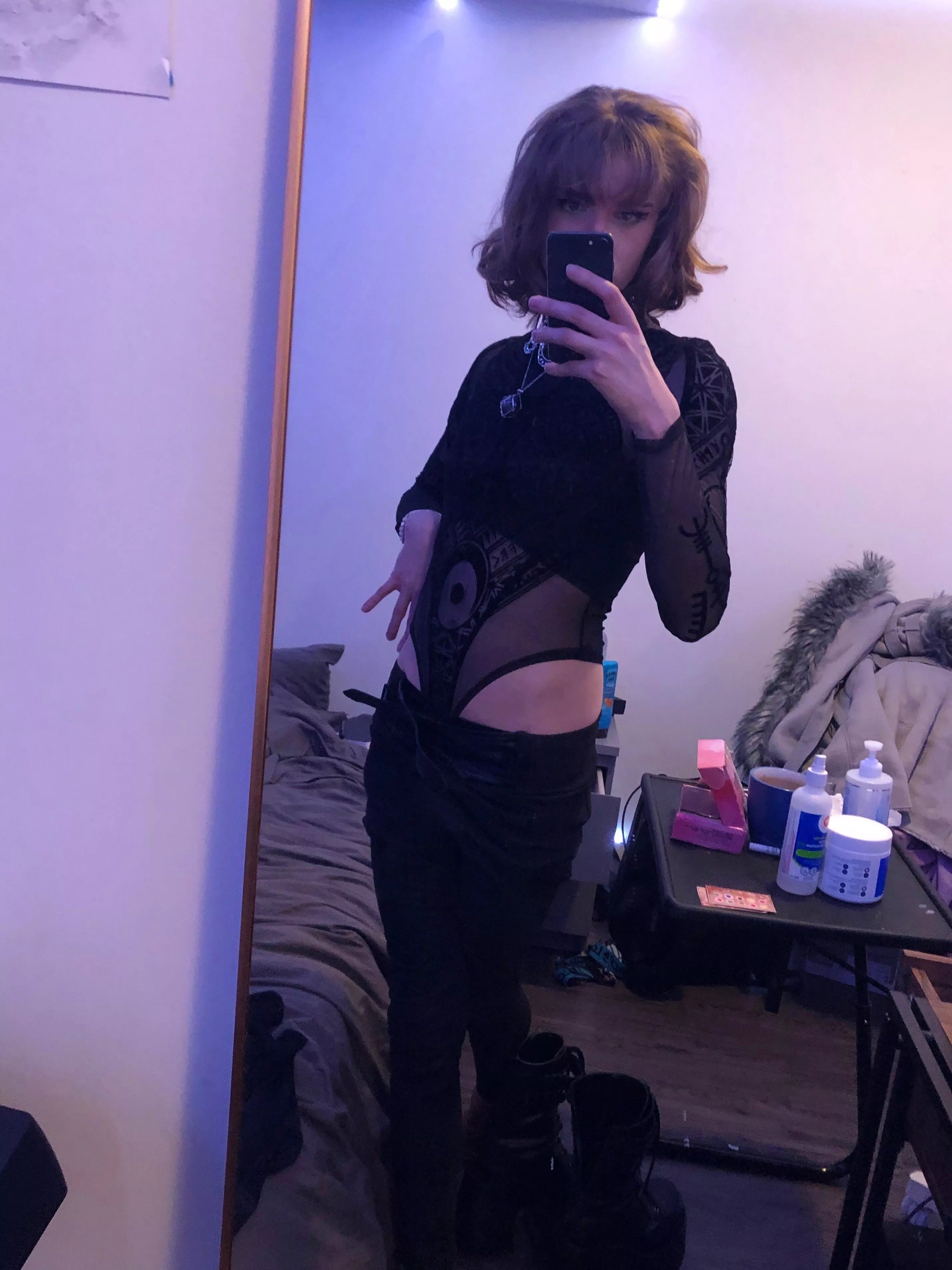 Love this bodysuit ~ posted by felikutie