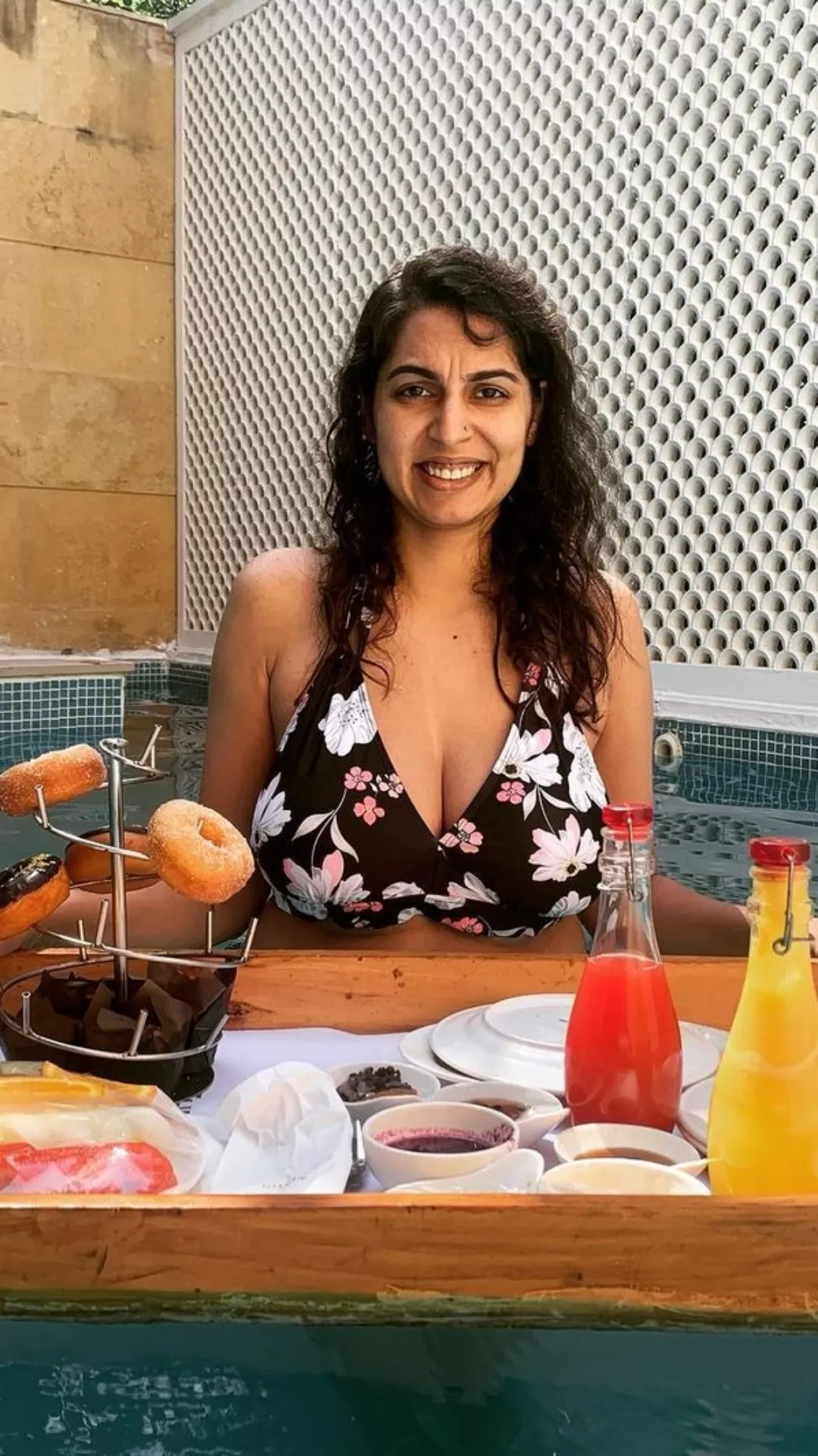 Milfy vacation. posted by Key_Unit5415