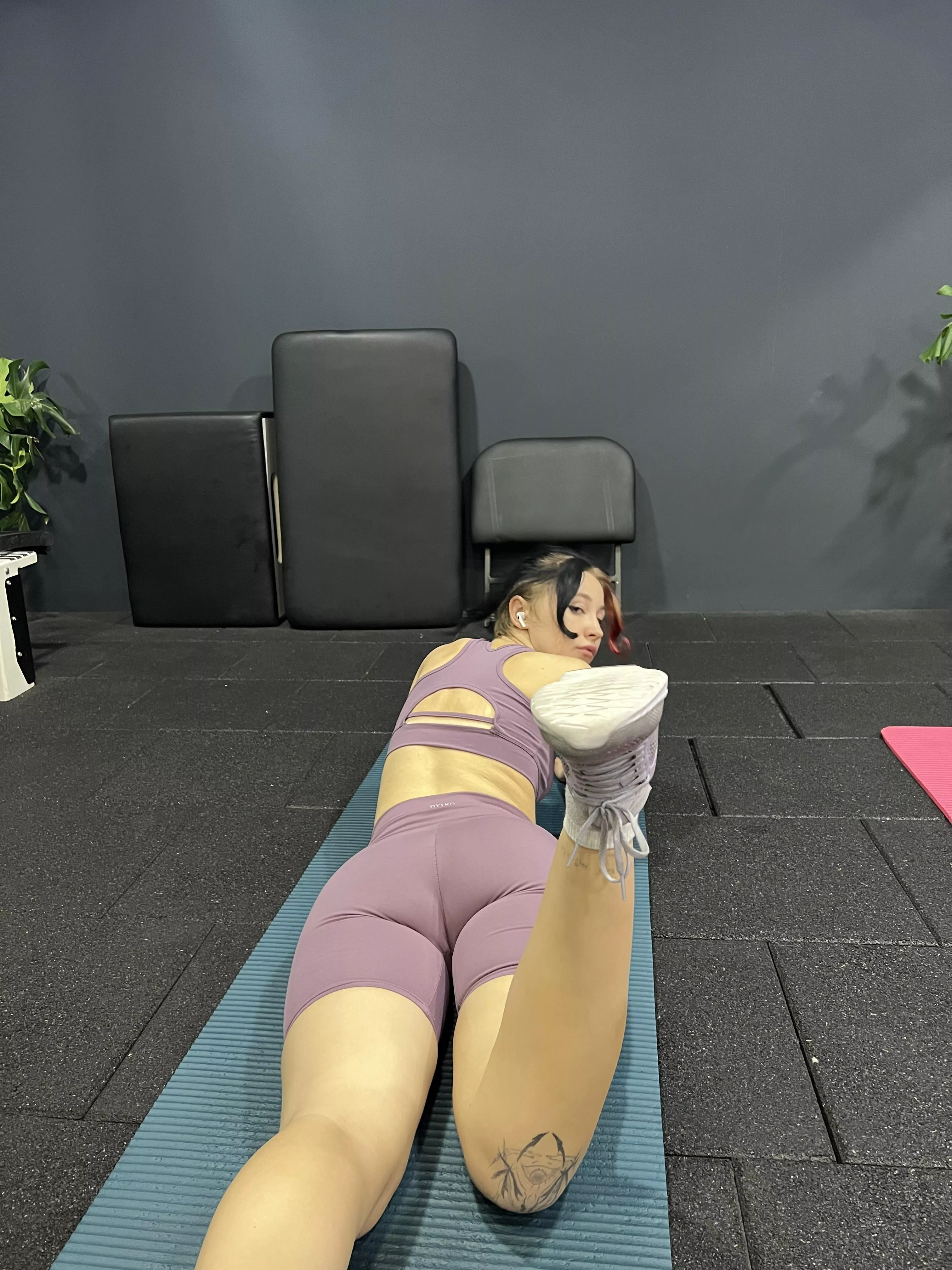 My butt after a workout posted by Dominika_wilde