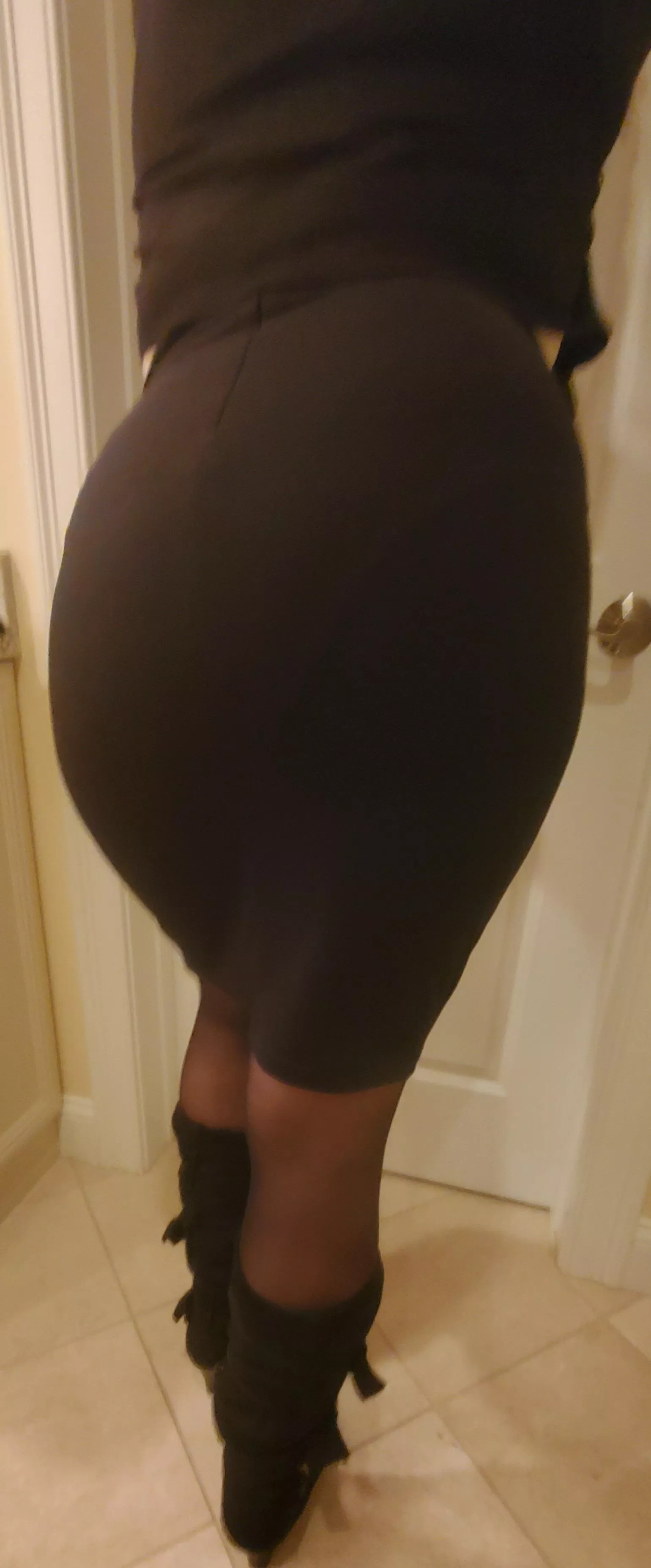 Pawg in a skirt! posted by MsTeacherToes
