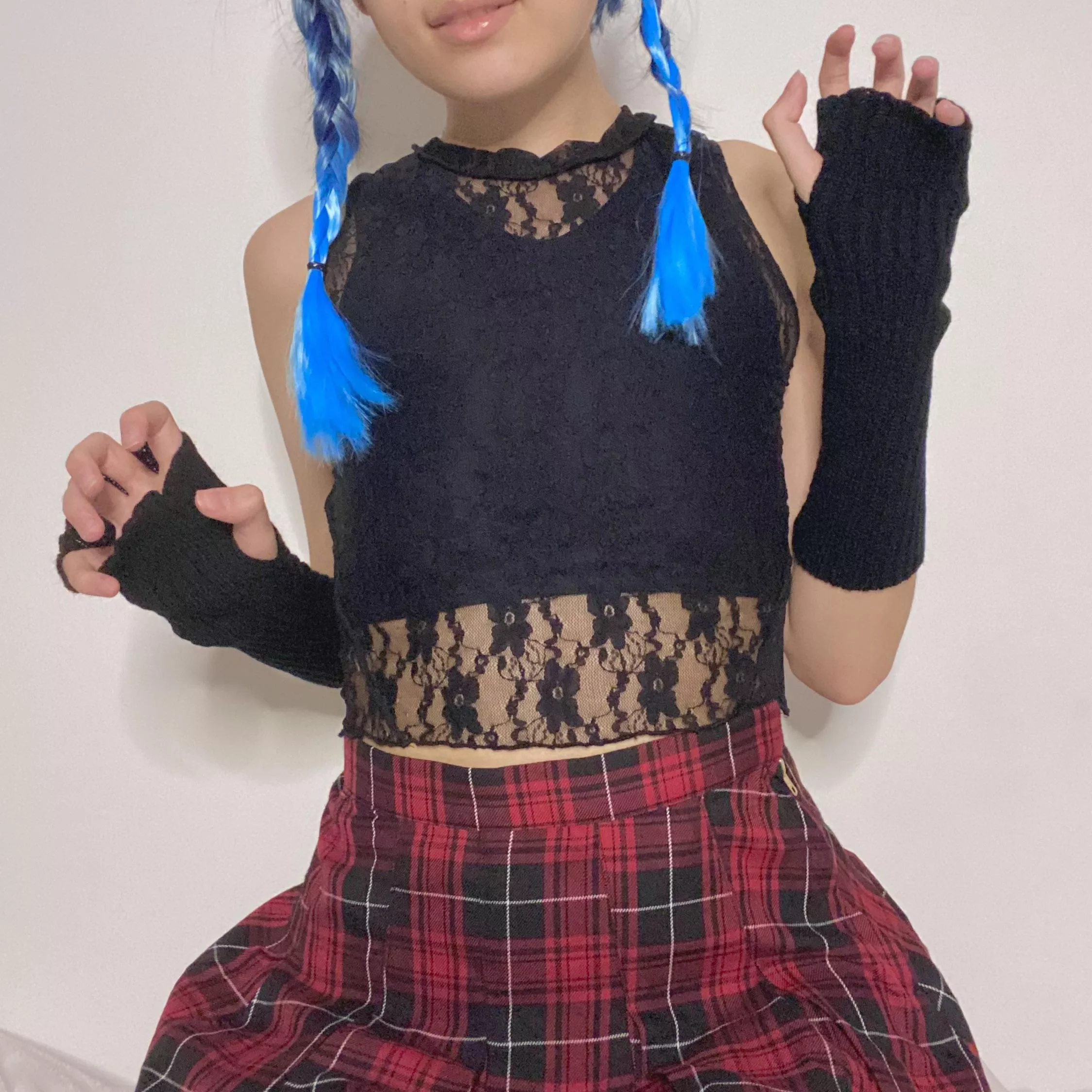 rawr :3 posted by astolfo__69