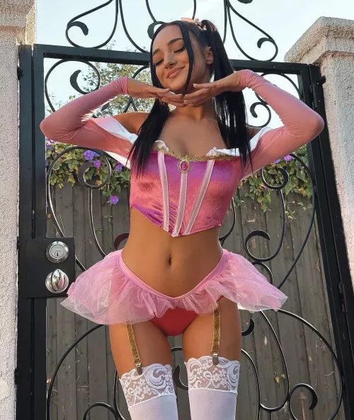 Sleeping beauty 💝 by intogirlnextdoor