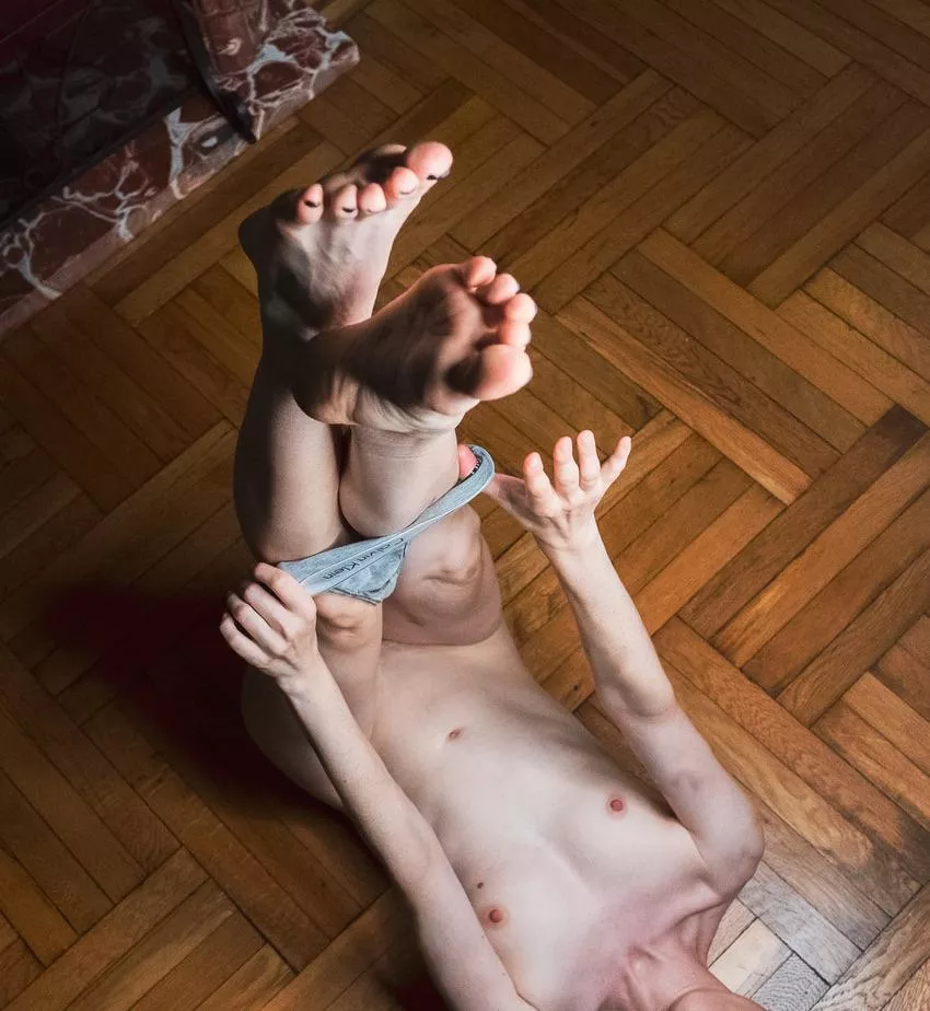 What did you notice first posted by flexidancer_xx