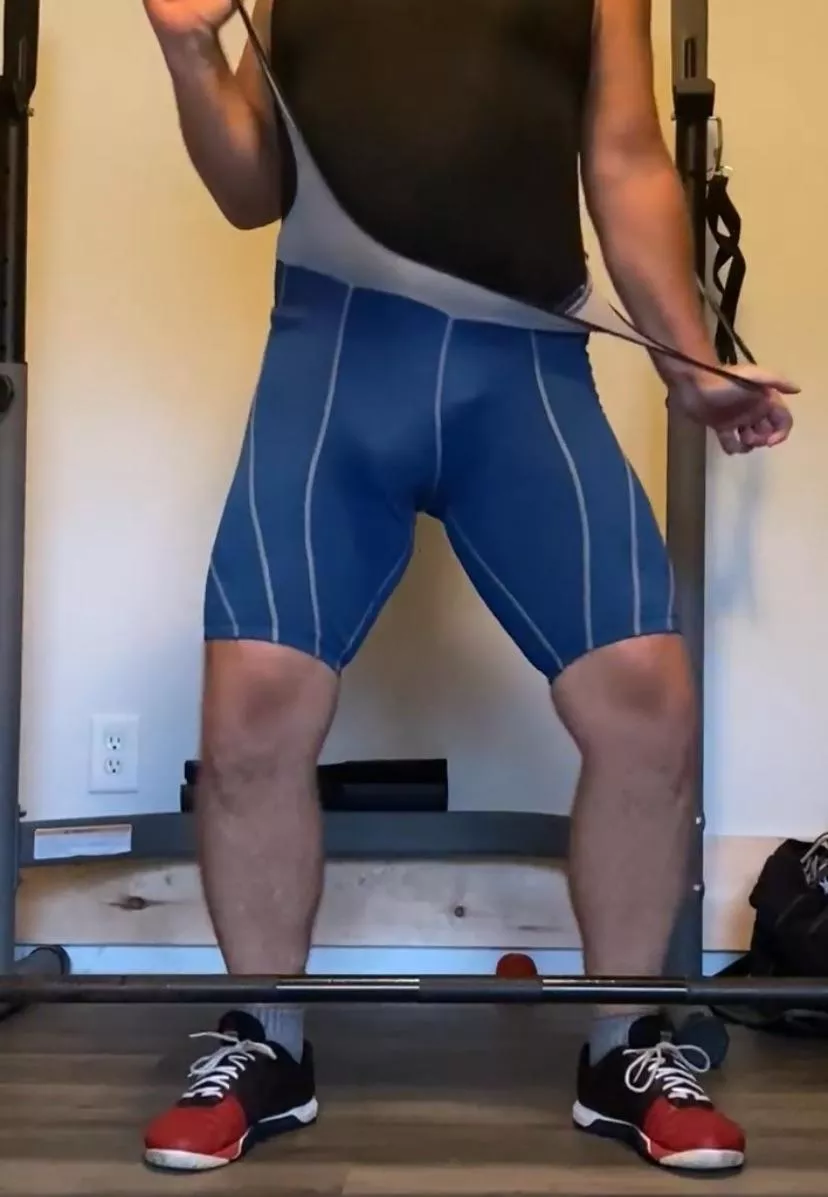 “What in the wide wide world of sports is goin’ on here!” 🍻🤠(52) posted by kdbeworsekdberaining