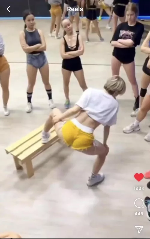 Who is she? Her@? by juliana_123