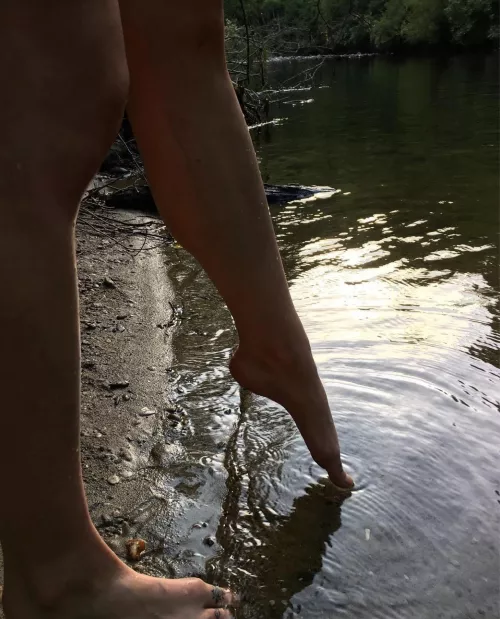 A little toe test for this ice cold river by MandiAtMidnight