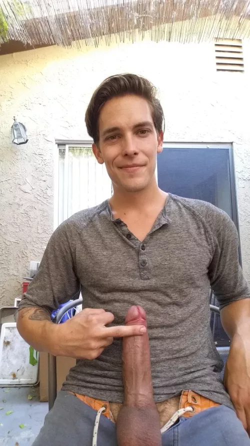 Am I ugly? by BigUncut18