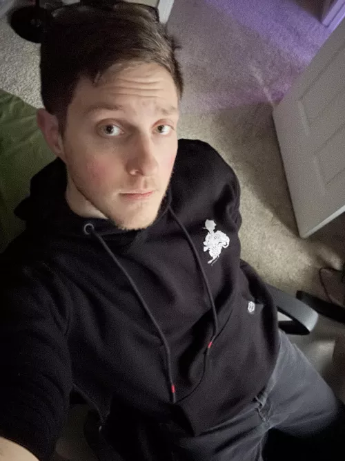 Any Crit Role fans around? The Laudna hoodie is fire 🔥 by OlivanderOnline