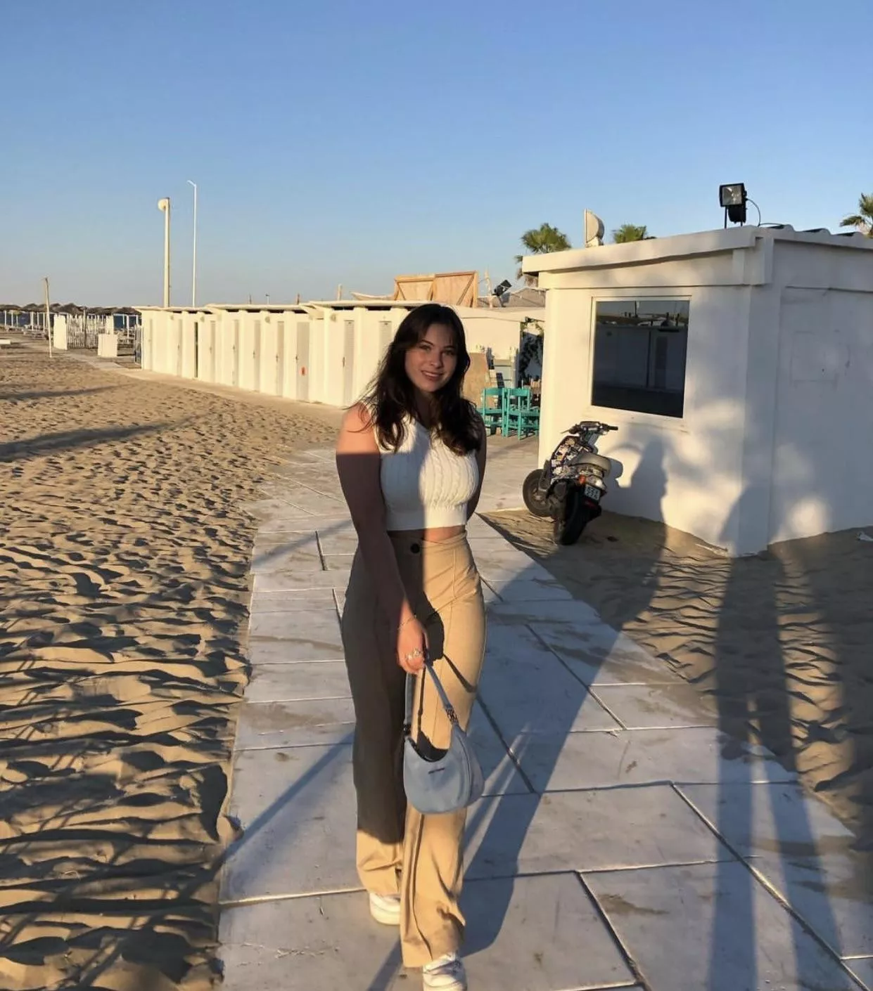 At the beach posted by bart_ftsmkr