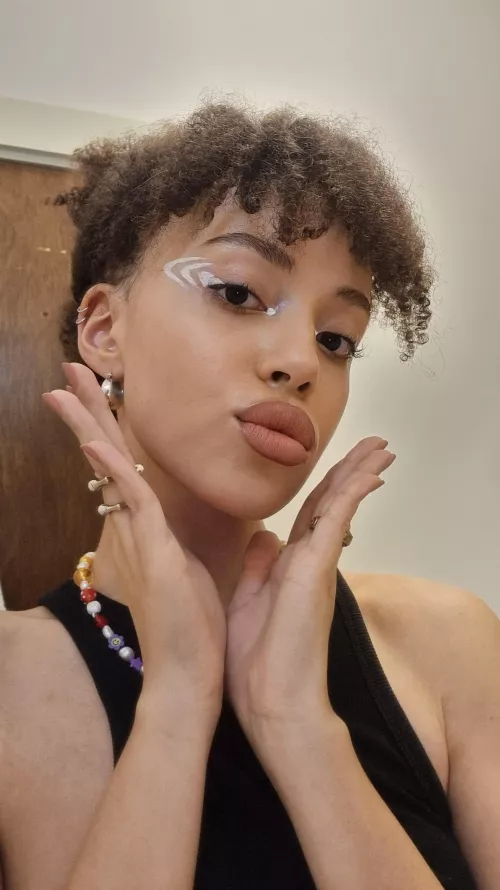 Call me cute 😇 by xx-alien