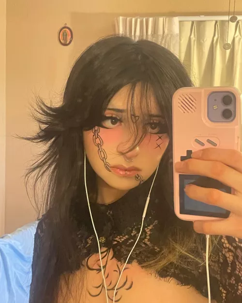 Chain makeup :3 by Bambi_Petals