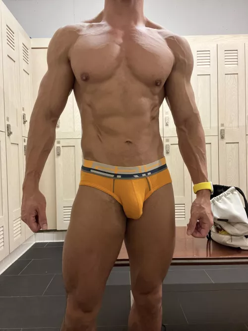 C-IN2 orange by itsbanders