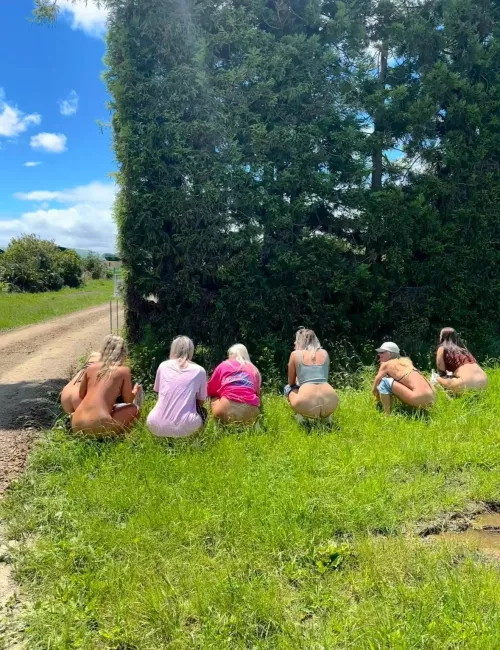 Classy Girls by noddy-nick1