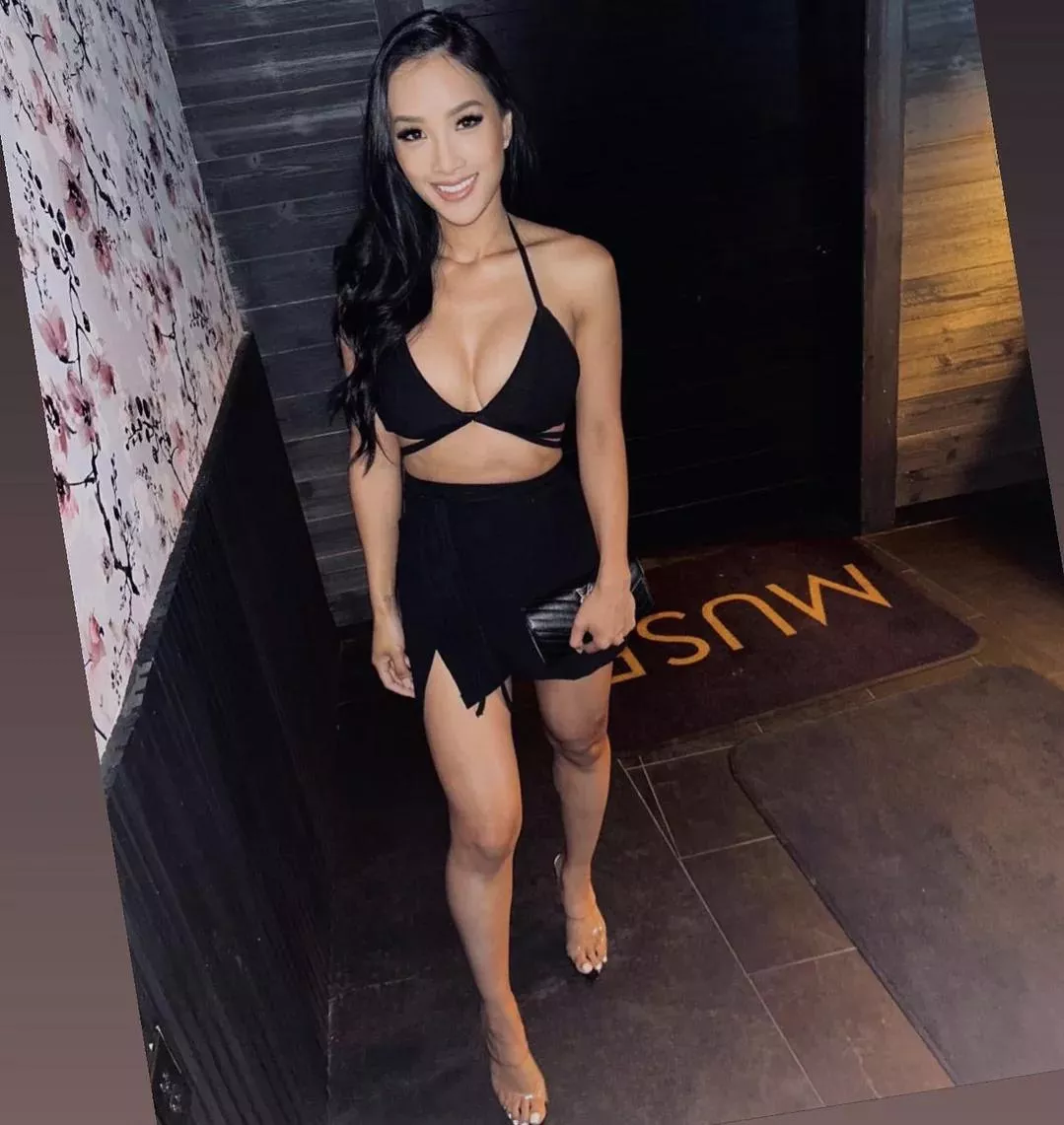 Date night posted by Throwaway111723