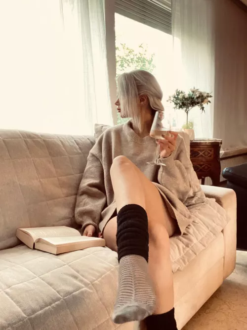 Do you like my grey socks? [F] by _Elisaveta