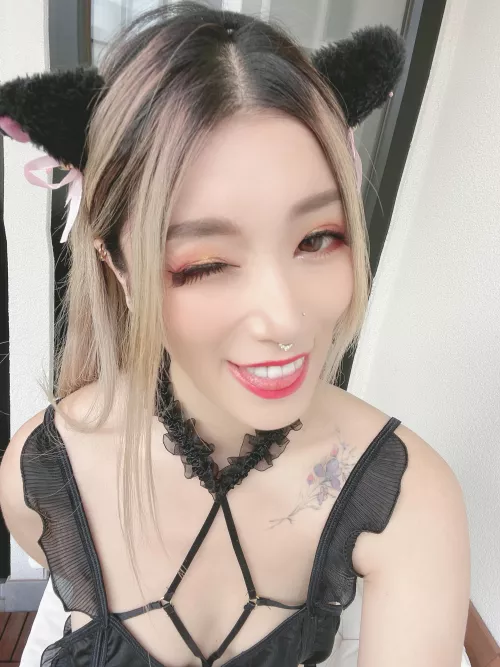 Feel like to dress up all cute just to have a nap outside by peachii__soju