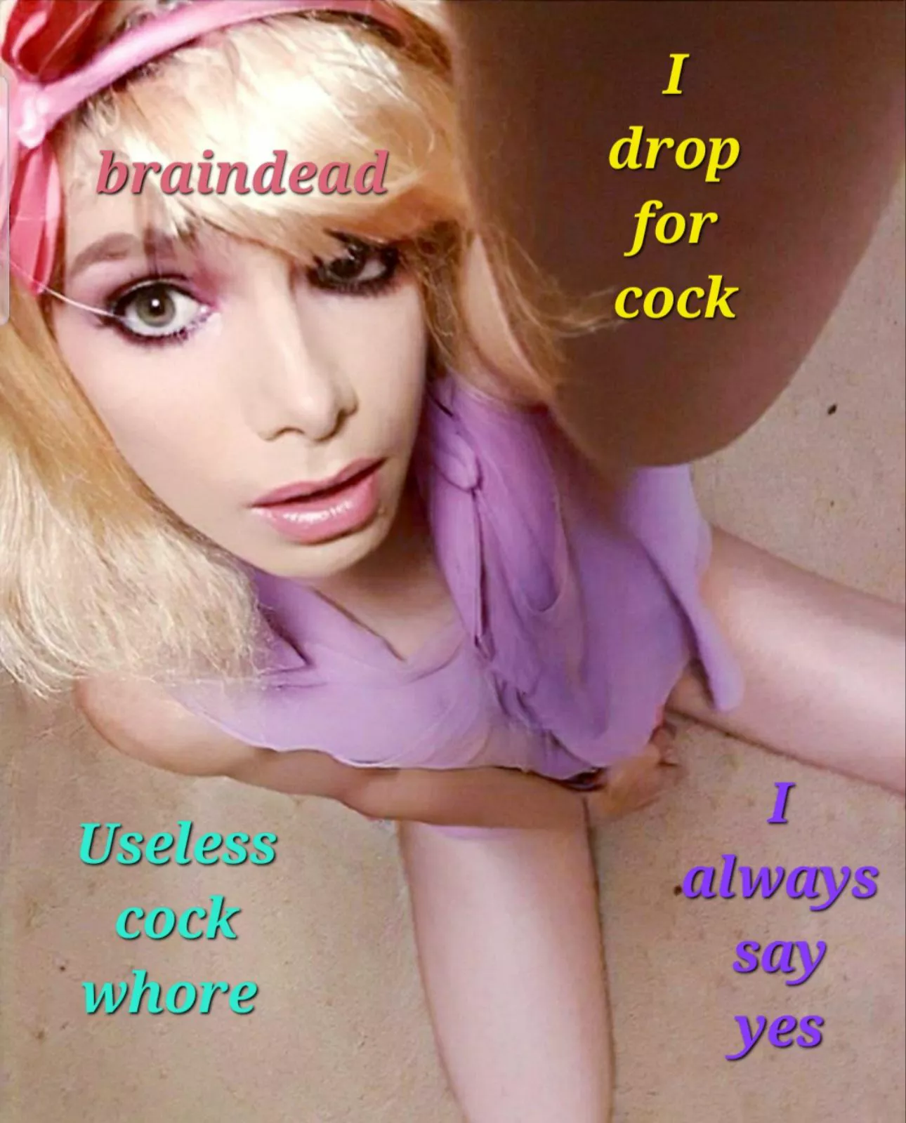 Hii there! 😊😅 posted by BethyFemboy