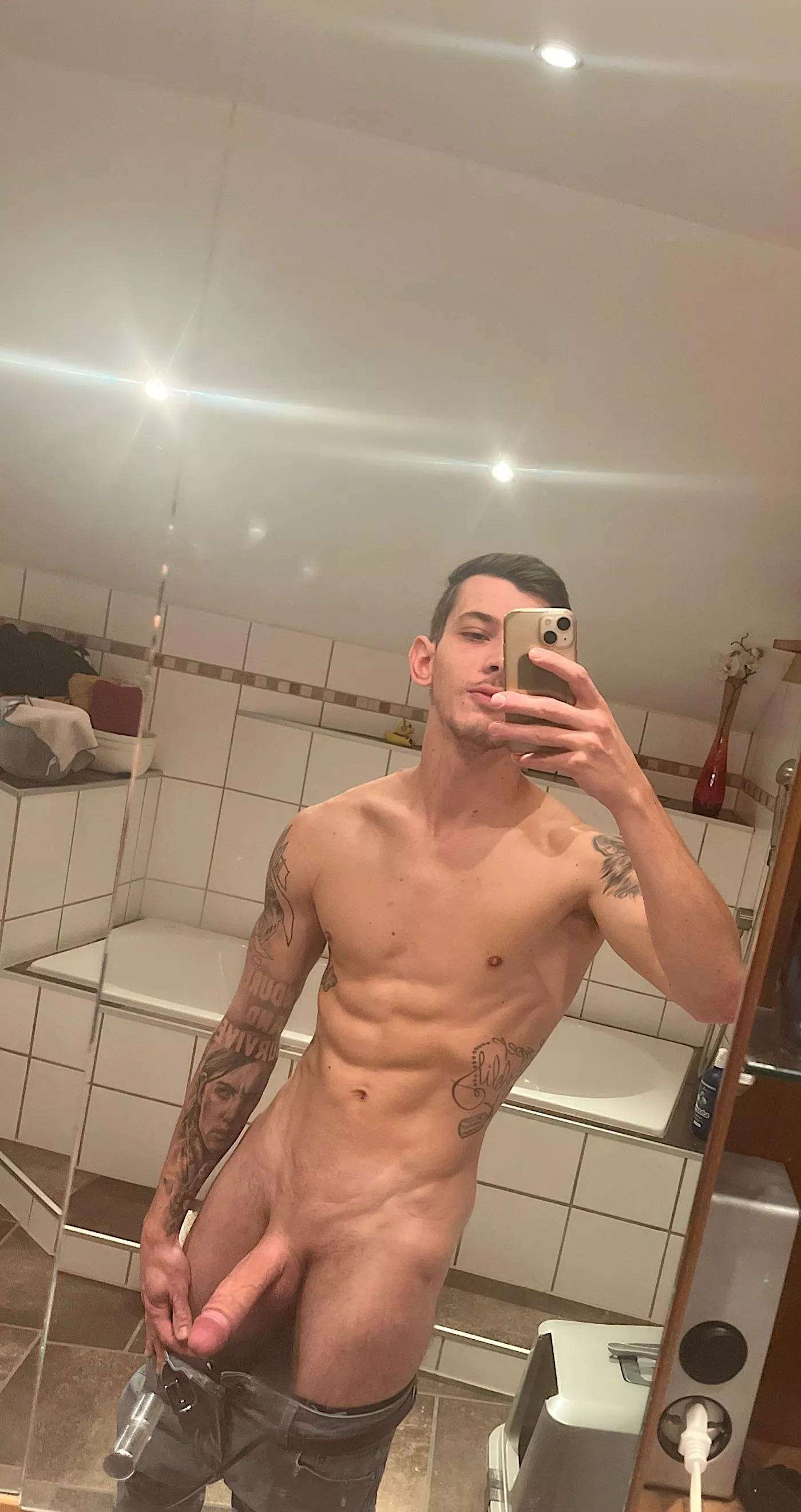 Hope my Co Worker Crush sees this 👅 posted by germanboi12