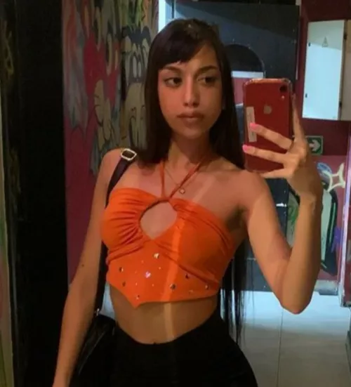 I love how orange looks on me🧡 by NinaDulcy