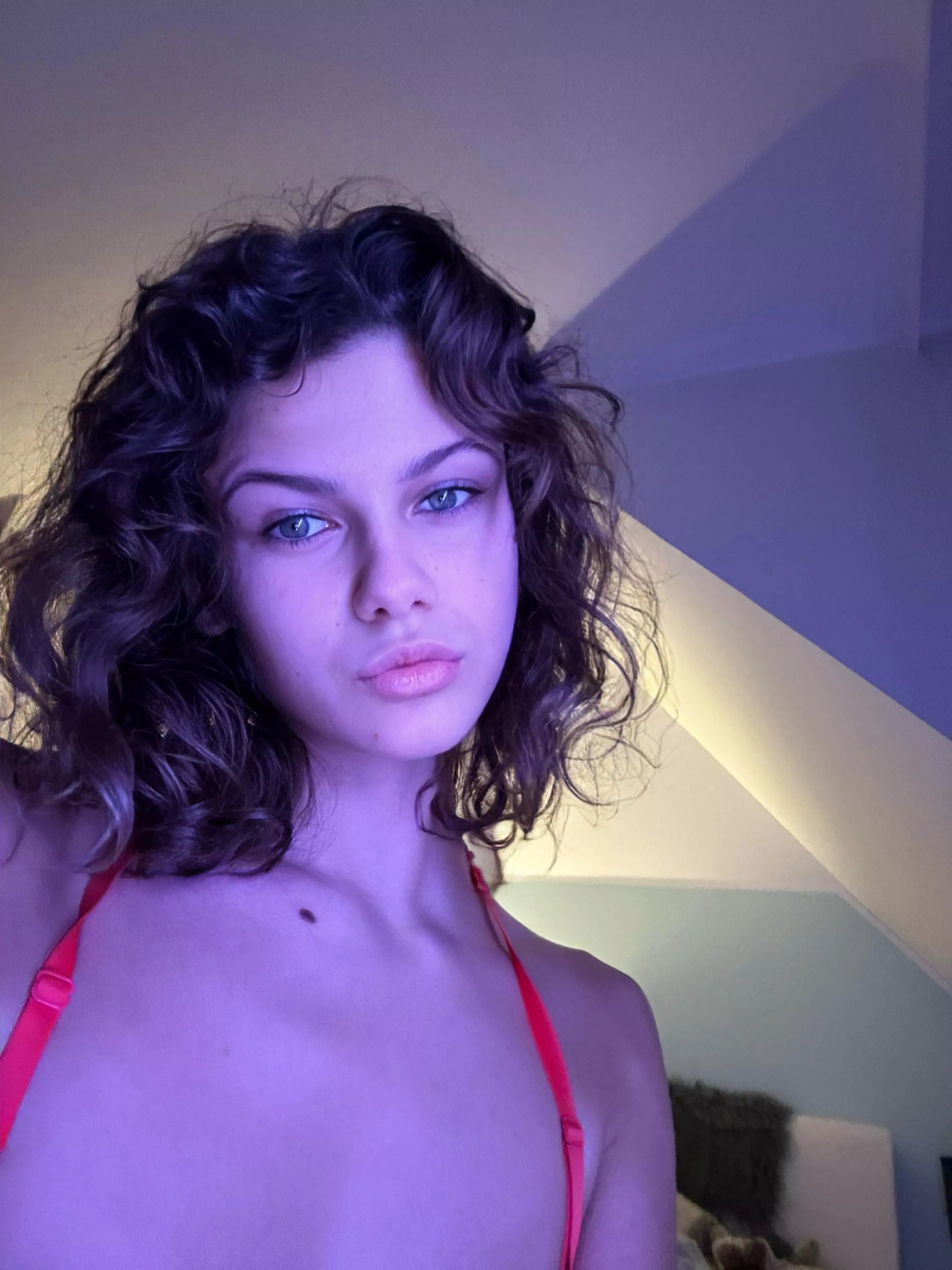 If you’re not shy, tell me your dick size and I’ll tell you if I’d fuck you or not posted by Ashley1655