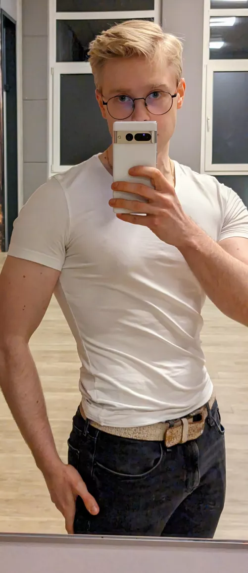 In the gym putting in work :D by hanz_GORSKI