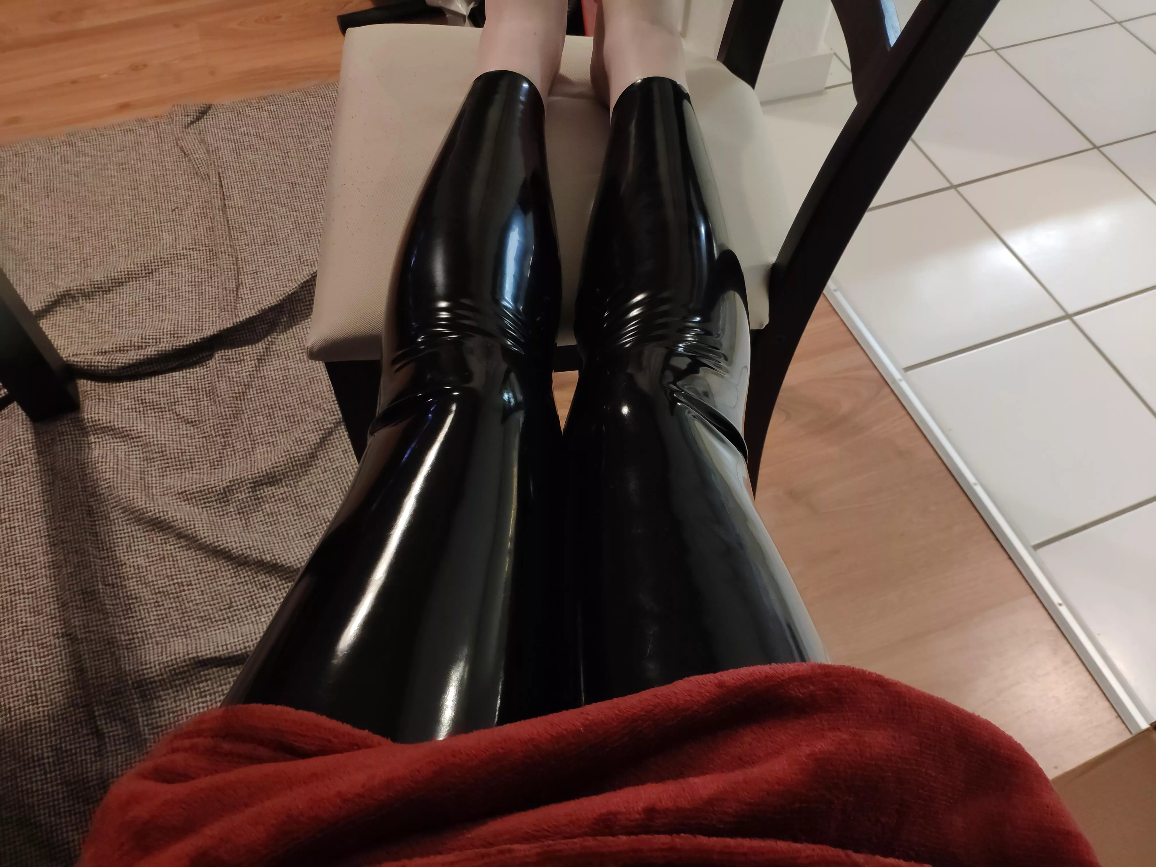 It is a bit chilly in the house this time of year, I have to wear my fluffy poncho over my catsuit posted by SophieKouhai