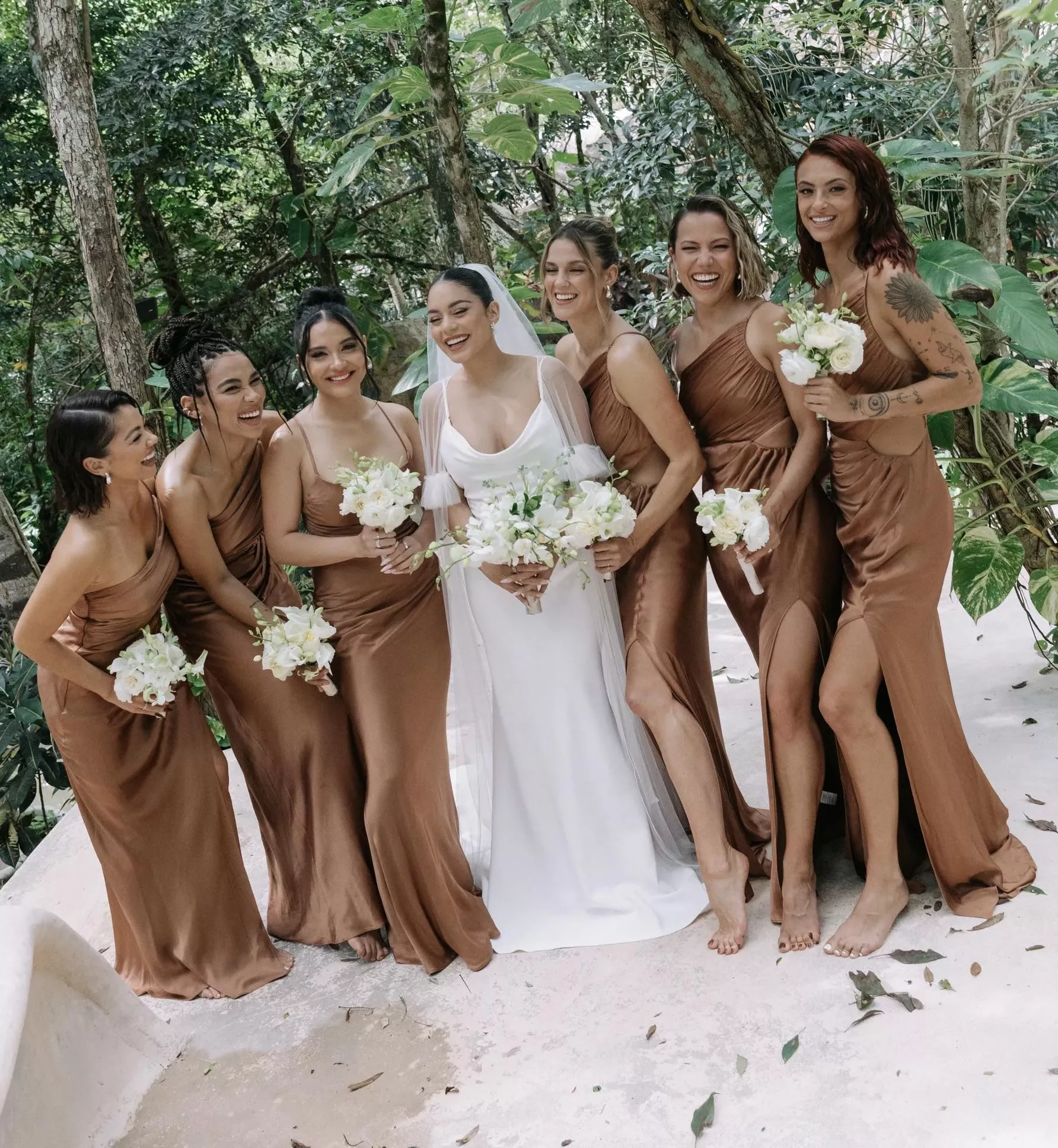 Ladies at a Wedding posted by wakkaffx2