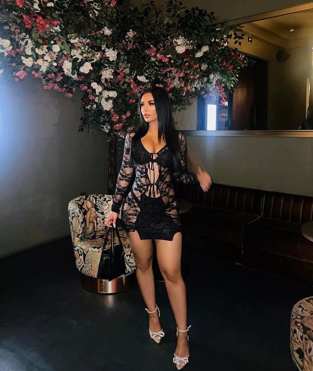 LBD posted by Virtual-Pressure-948