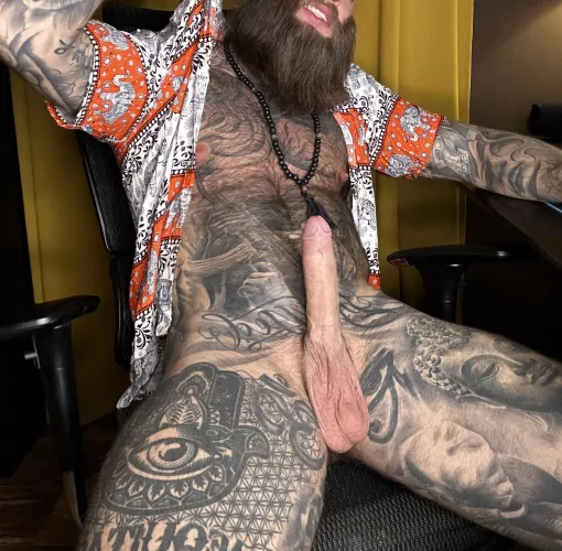 Like my hairy body? by PaulTattooBeard