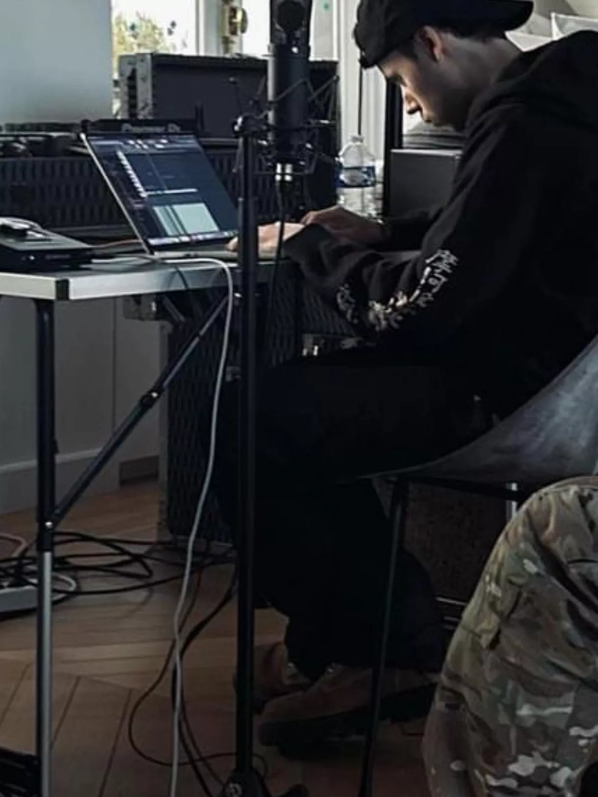 Looking for the id on these boots posted by Rustybeyblade