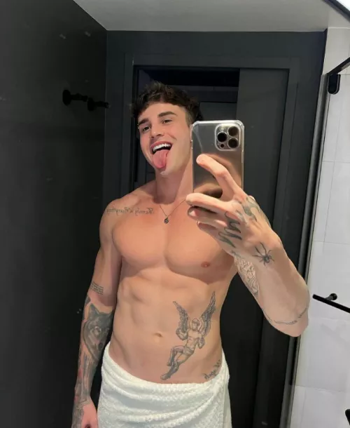 [M] December is full of the beauty of Light and love we can bring into our life. by bistomasto