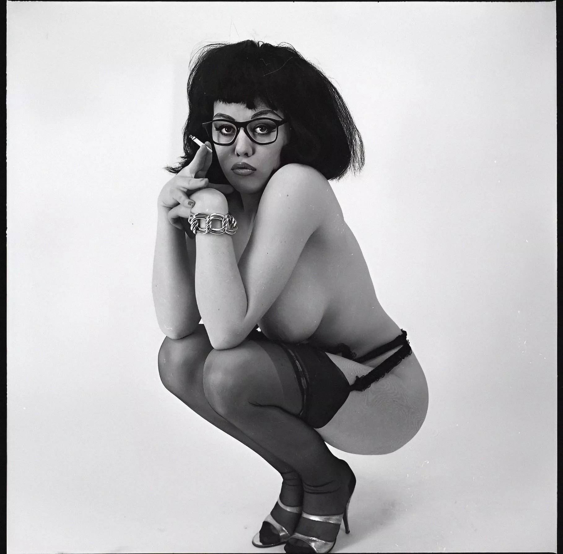 Margaret Nolan 1960's. Cigarette break. posted by MugPuntertoo