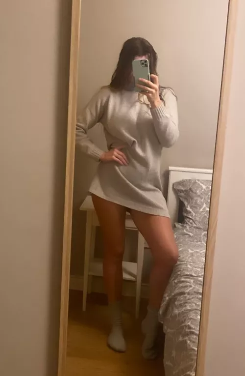 Mirror selfie by ethanhunt8989