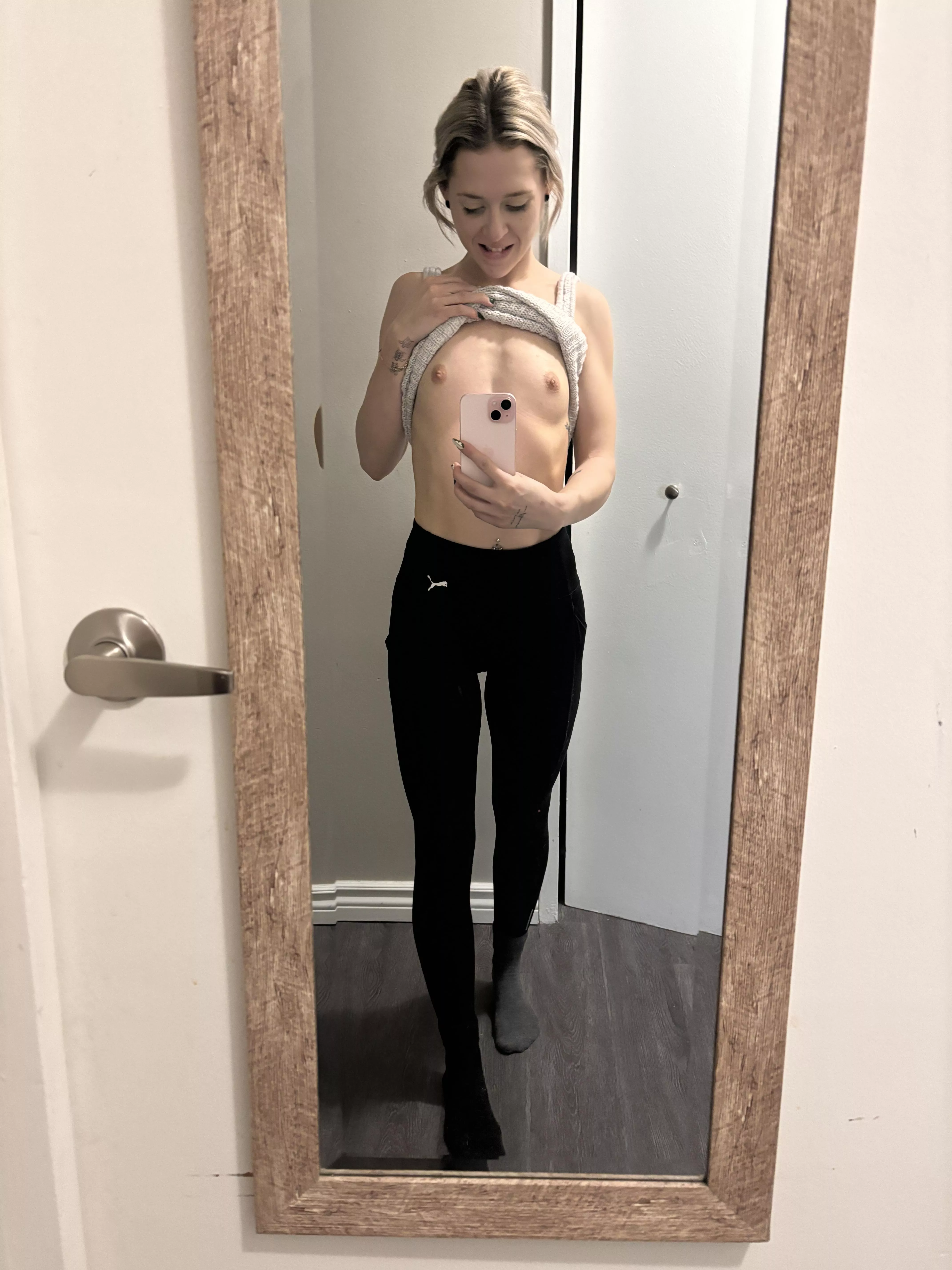 My daily pic for my favorite guys!! posted by Federal_Michelle