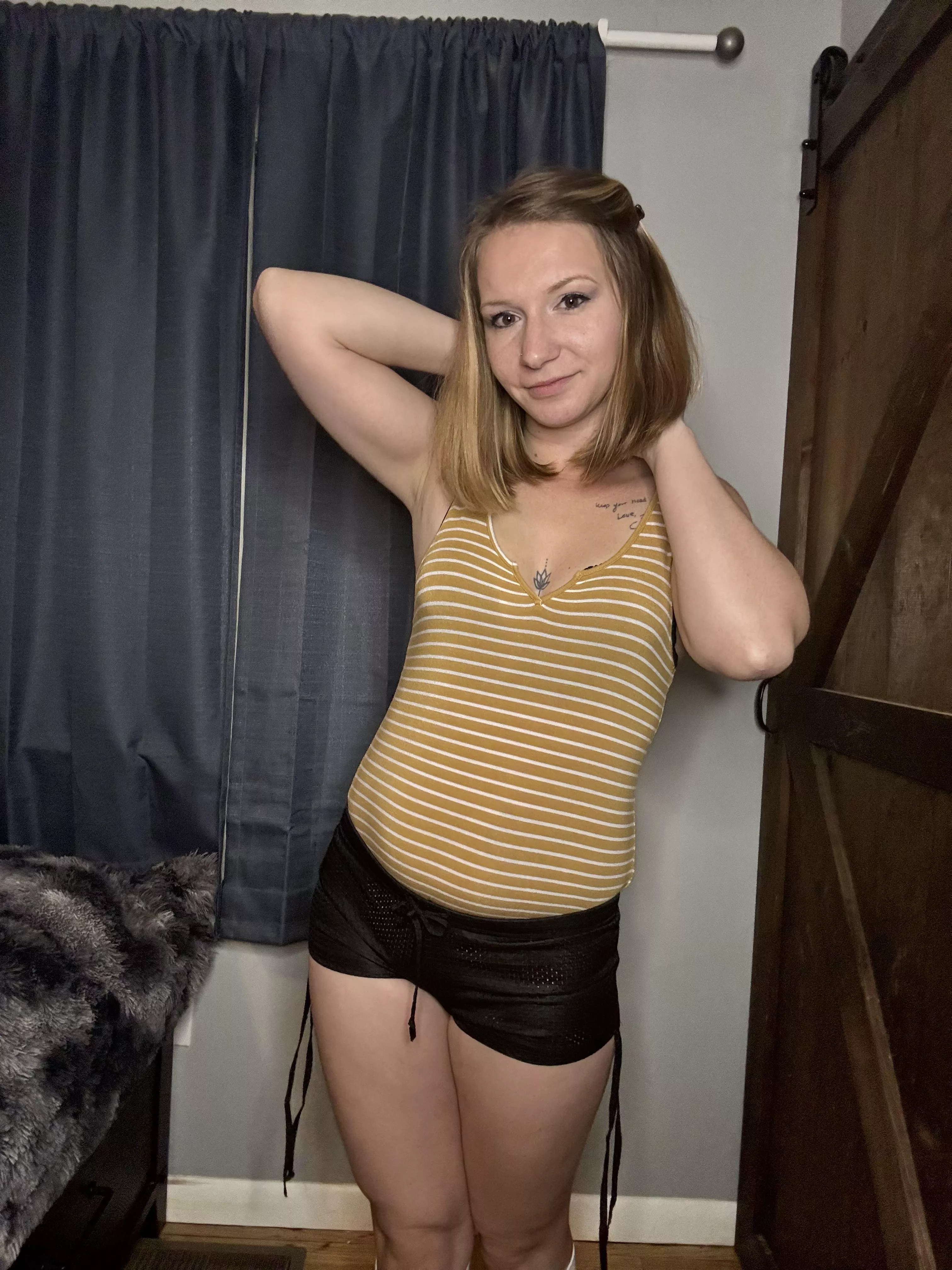 Newbie shaved posted by Beautynthebeast47