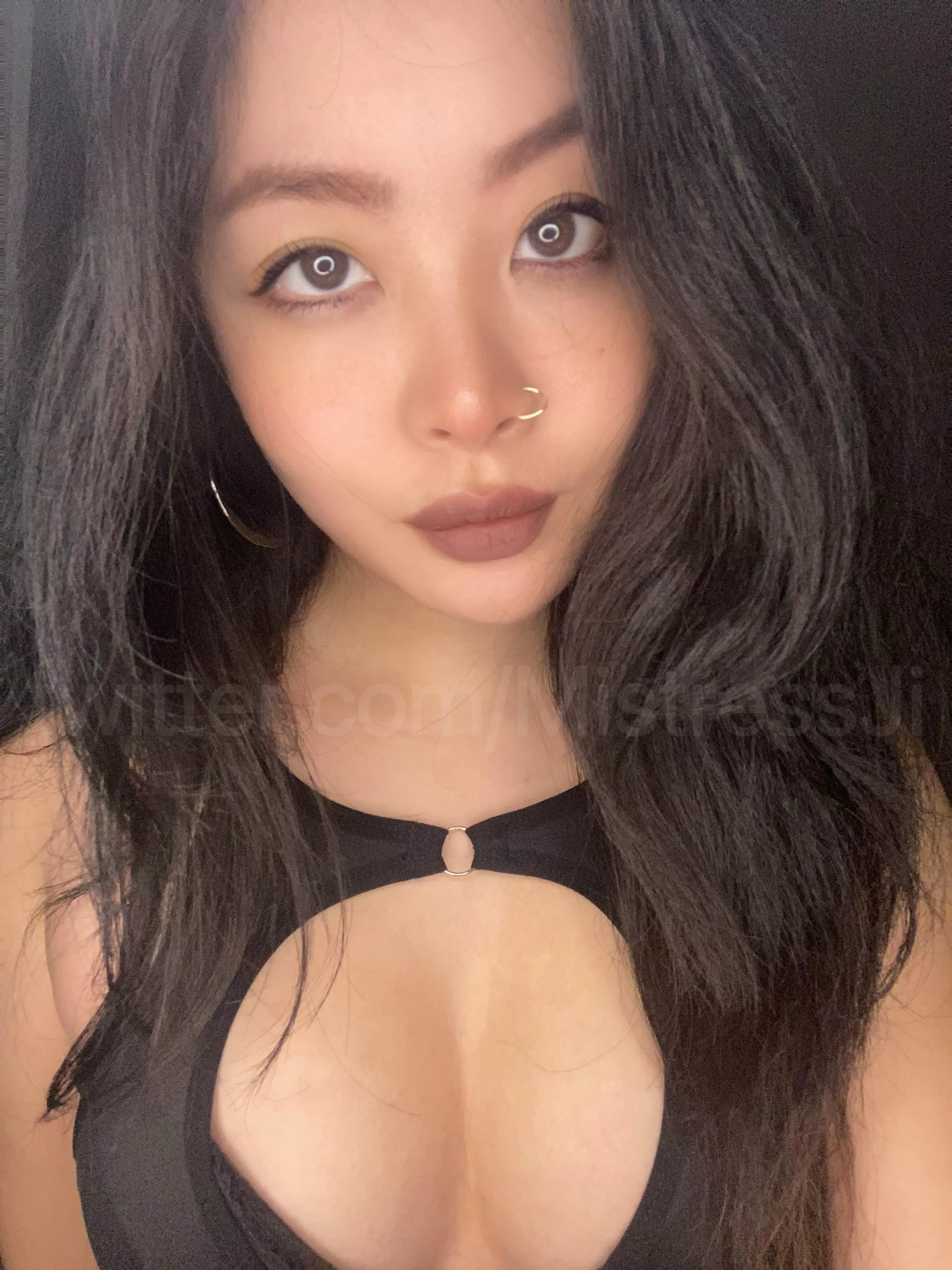 One look into my eyes and you drop to your knees [F] posted by wasxbi