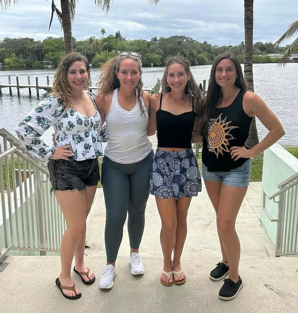 Pick your vacation sister [4]. posted by Unlikely-Speed1349