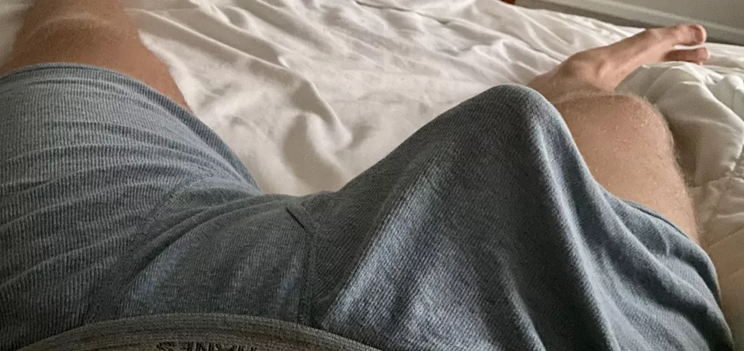 Pitching the 🏕️ by Rhinoblood