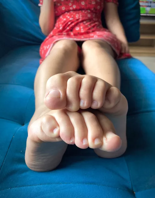 Quit your day job and suck my toes by PriAngeline