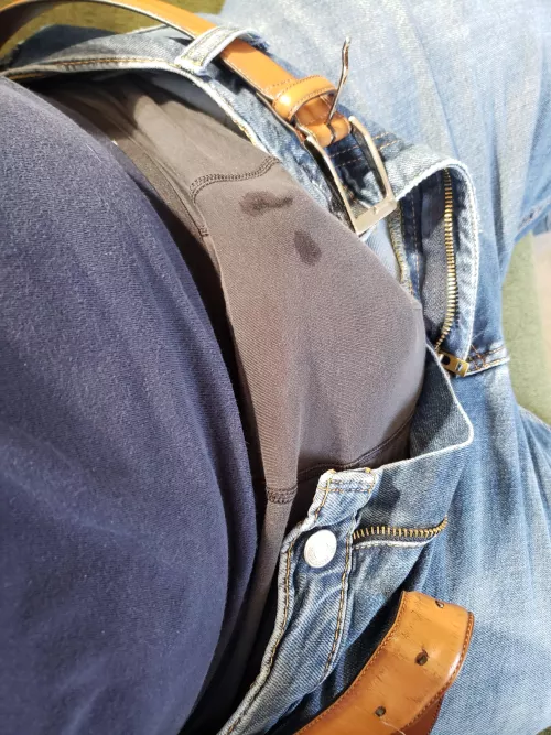 Thinking about sucking cock again by HotReveal00