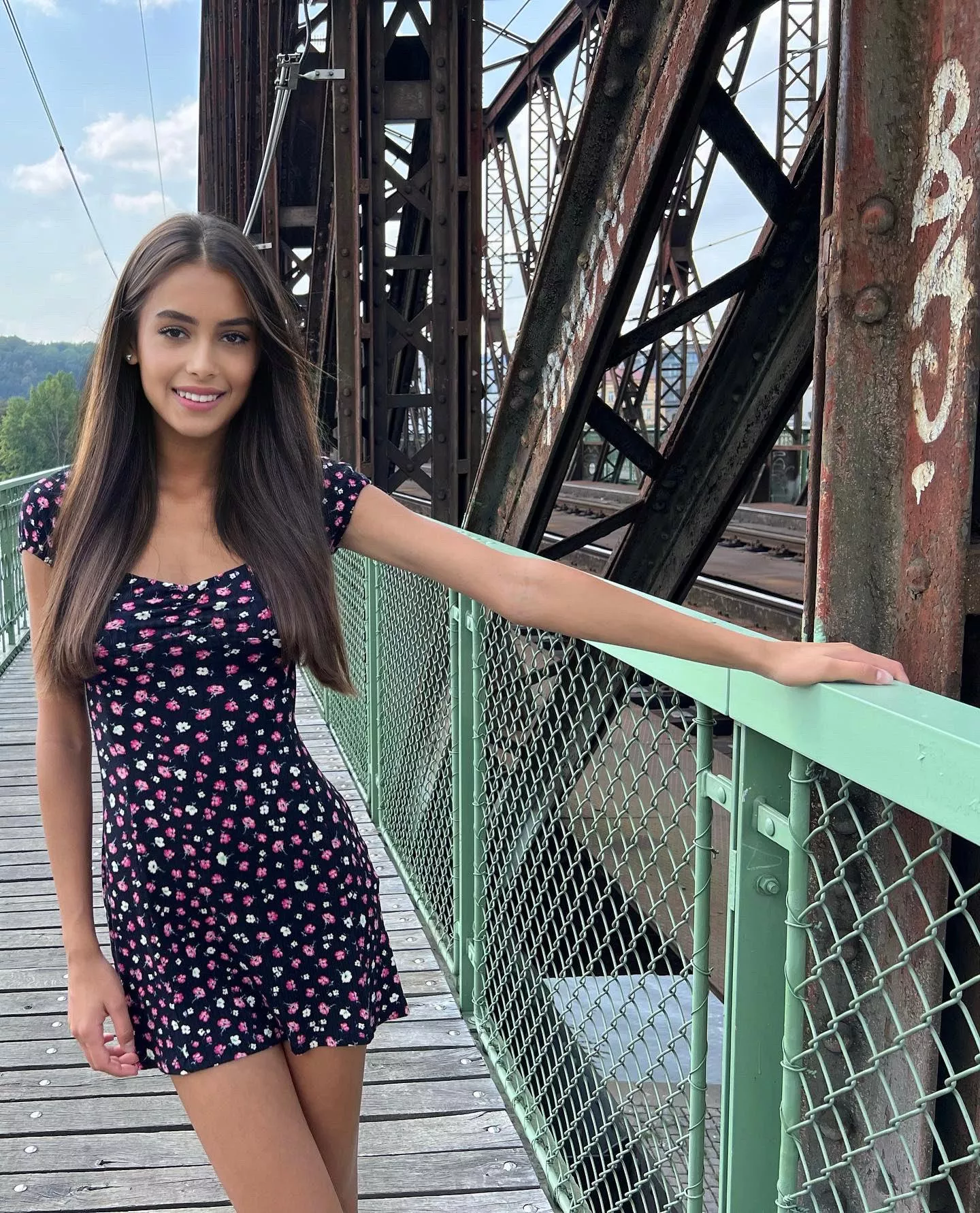 Vanessa Alessia posted by TheBadUncle66