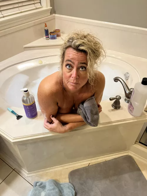 You can join me if your dick is hard by fittanya