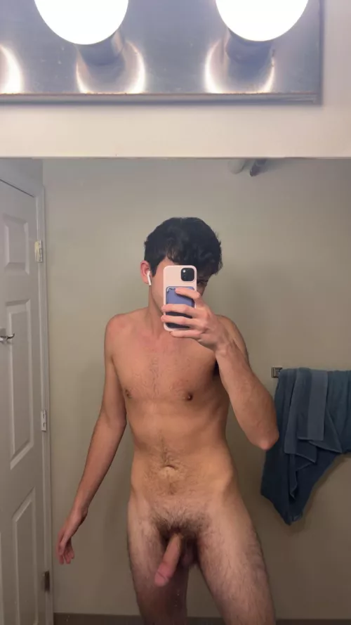 20, horny college boy snap: anthonyogie by michaelsmithh_52