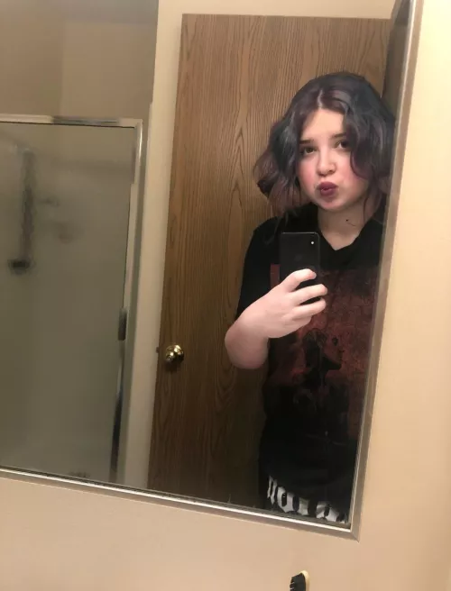 5,1, 18, goth, I love dogs 🐶🖤 what are some assumptions you have ab me ;)? by DaryantheKitty