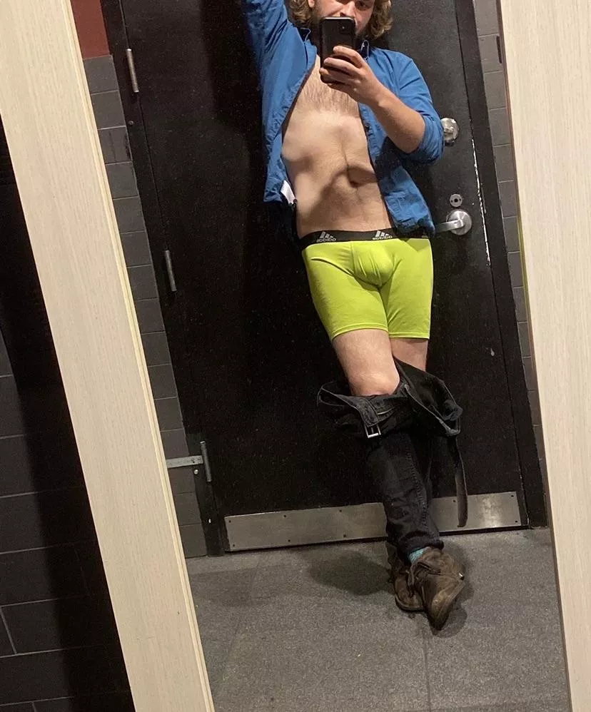 Anyone else just turn into a hoe when they start day drinking? posted by Bulges_NYC