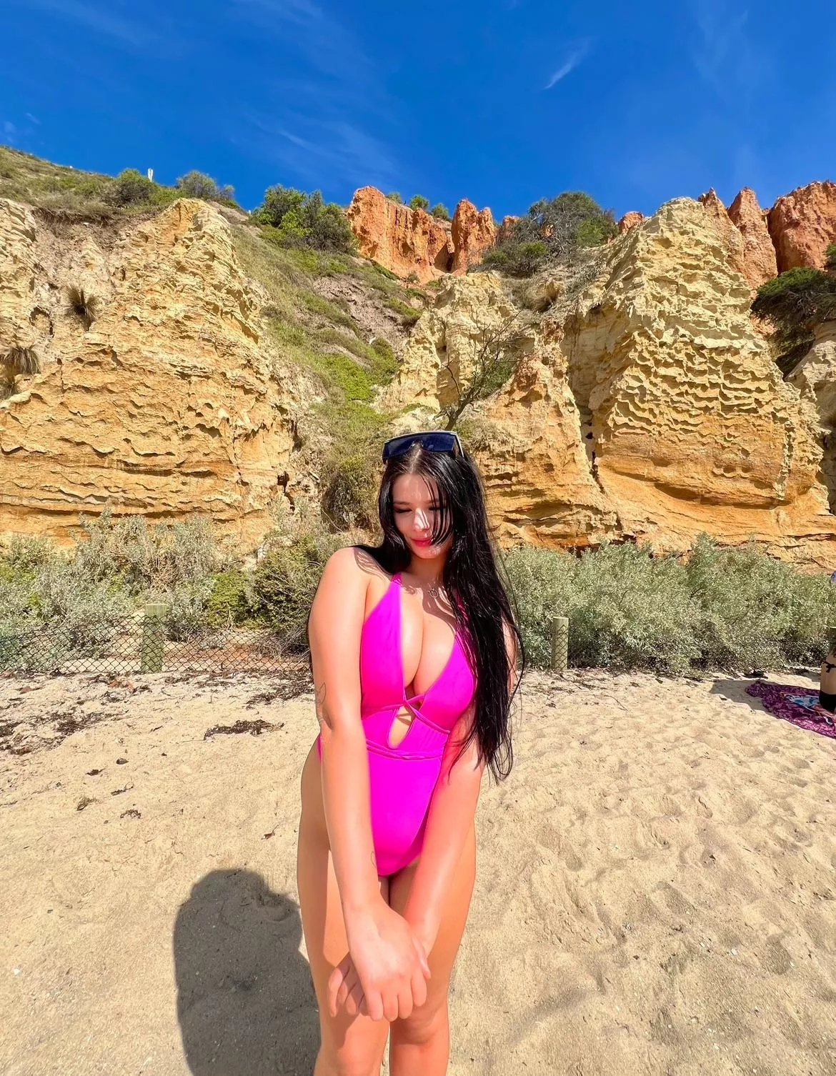 Beach babe posted by brattyteen